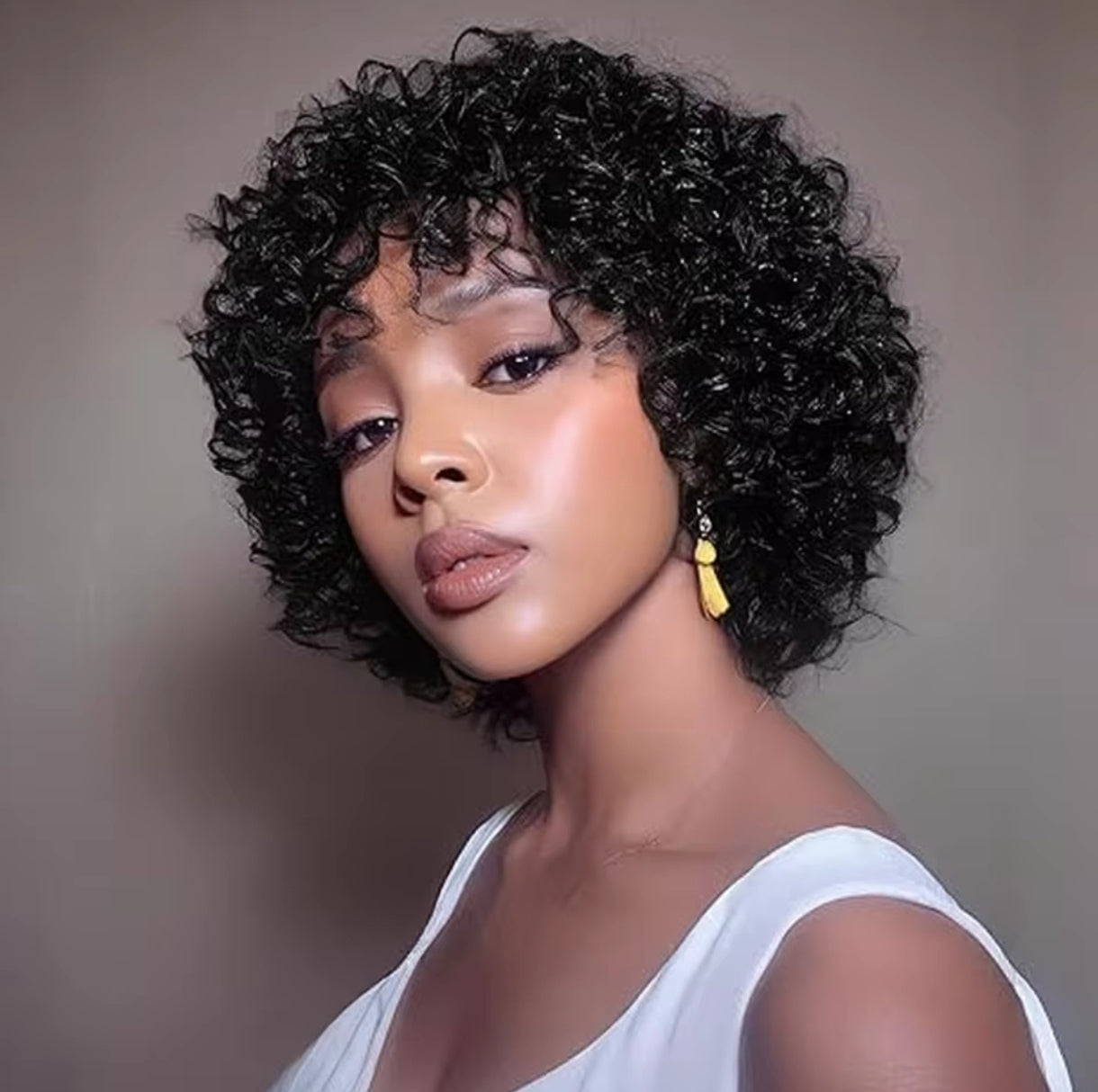 Peruca Pixie Moderna