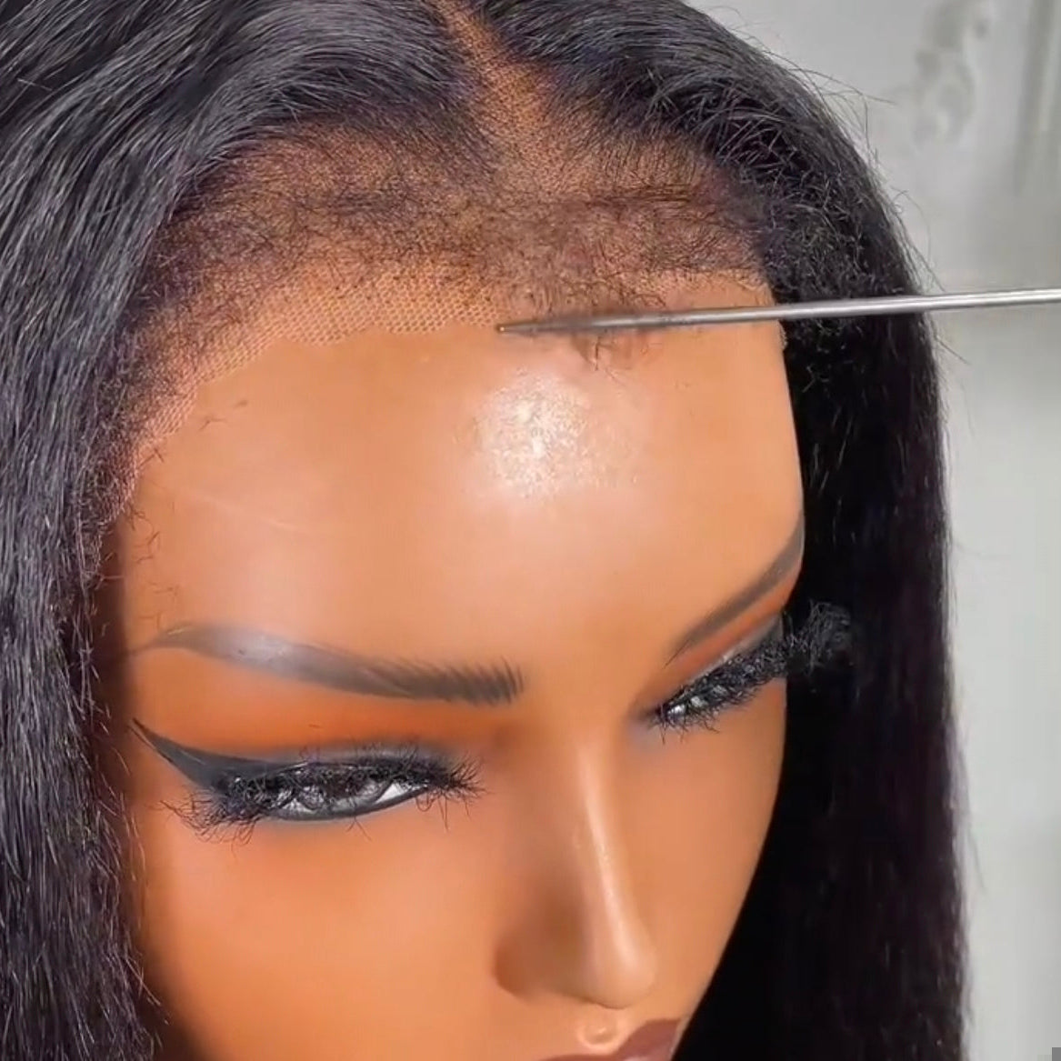 Peruca 360 Kinky Straight – Preto Natural (#1B)