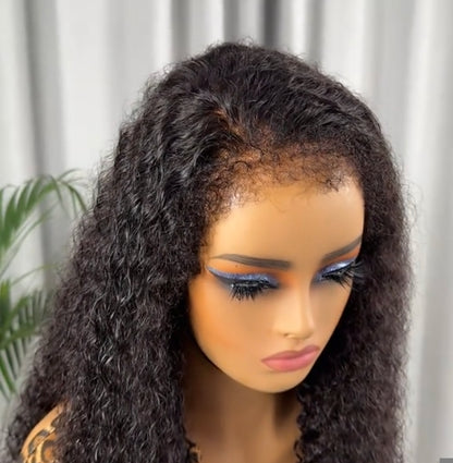 Peruca Wear Go Kinky Curly – Preto Natural (#1B)