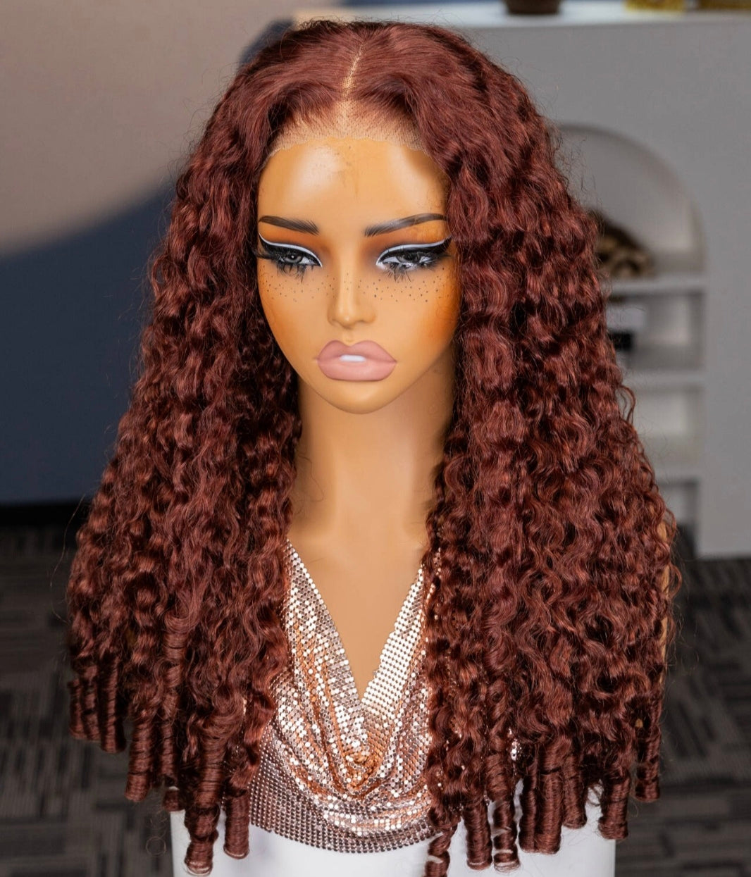 Peruca Cacheada 100% Humana – Burmese Curly (Castanho Avermelhado)