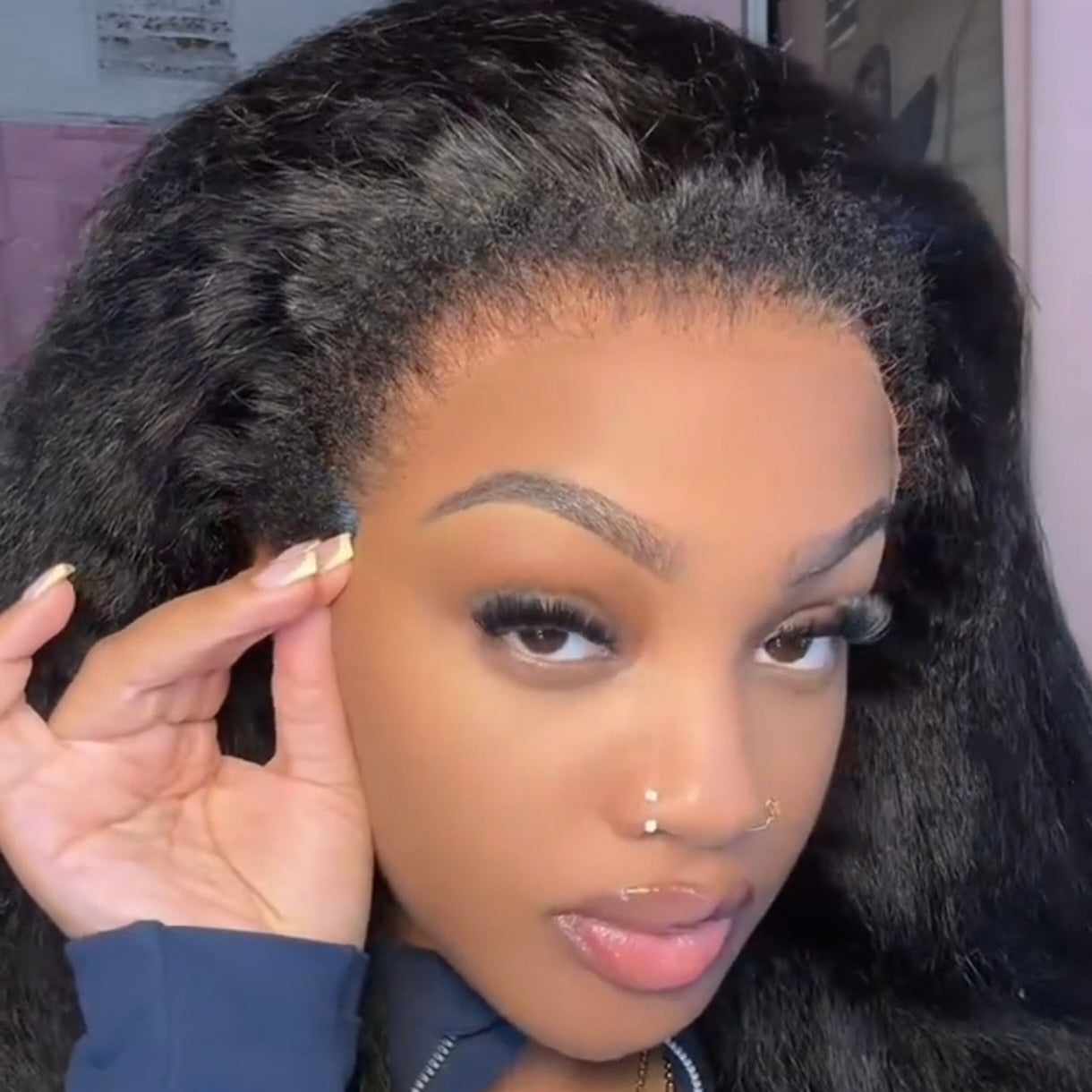Peruca 360 Kinky Straight – Preto Natural (#1B)