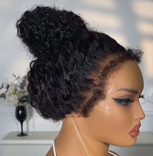 Peruca 360 Kinky Curly com Baby Hair 4B – Preto Natural (#1B)