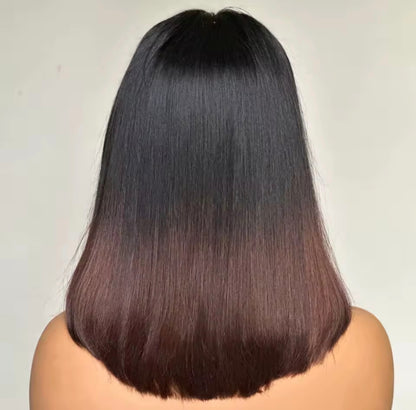 Peruca Lisa Yaki Curta Bob das TIAS RICAS | Cor #1B/#4 | Sem Cola, Renda Pré-Cortada e Cordão Ajustável