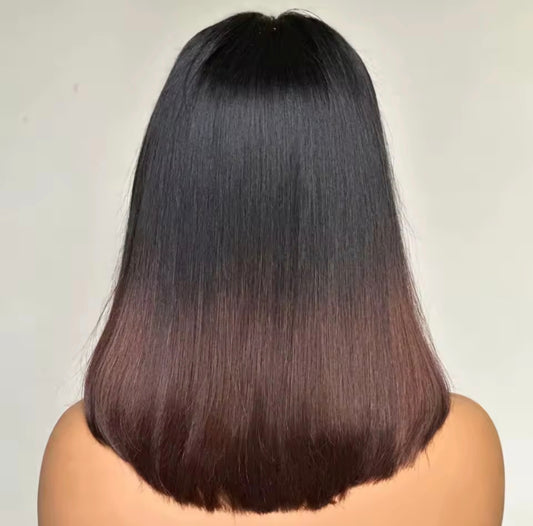 Peruca Lisa Yaki Curta Bob das TIAS RICAS | Cor #1B/#4 | Sem Cola, Renda Pré-Cortada e Cordão Ajustável