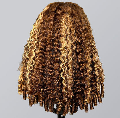 Peruca Cacheada Premium 100% Humana – Burmese Curly (#4/27 Highlight)