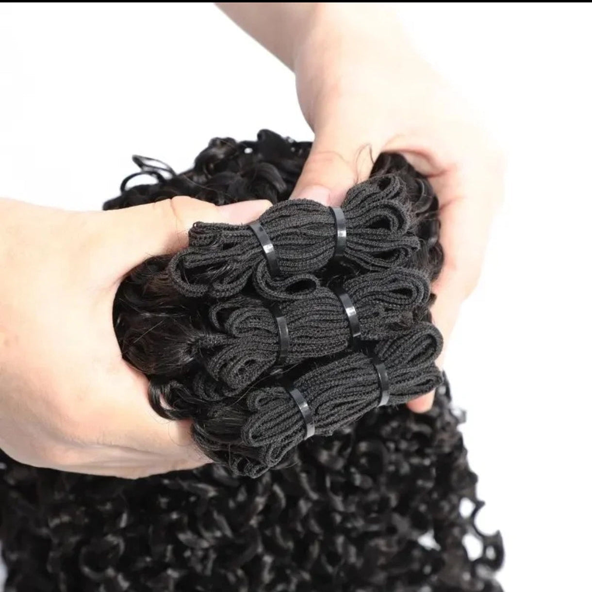 Extensões Pixie – Preto Natural (#1B)