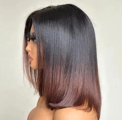 Peruca Lisa Yaki Curta Bob das TIAS RICAS | Cor #1B/#4 | Sem Cola, Renda Pré-Cortada e Cordão Ajustável