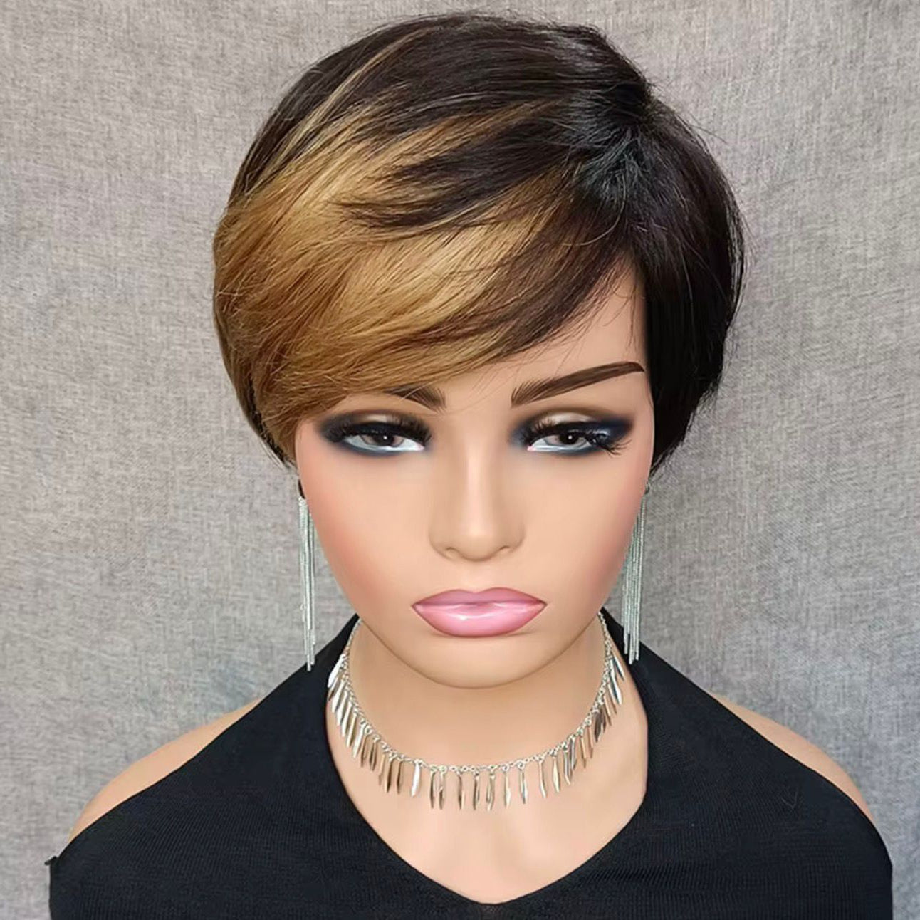 Peruca  Pixie Refinado