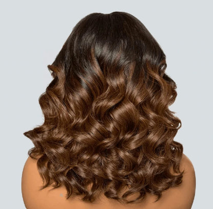 Peruca Bob de Renda Frontal – Cabelo Humano, Ondas Naturais, Sem Cola, Pronta a Usar