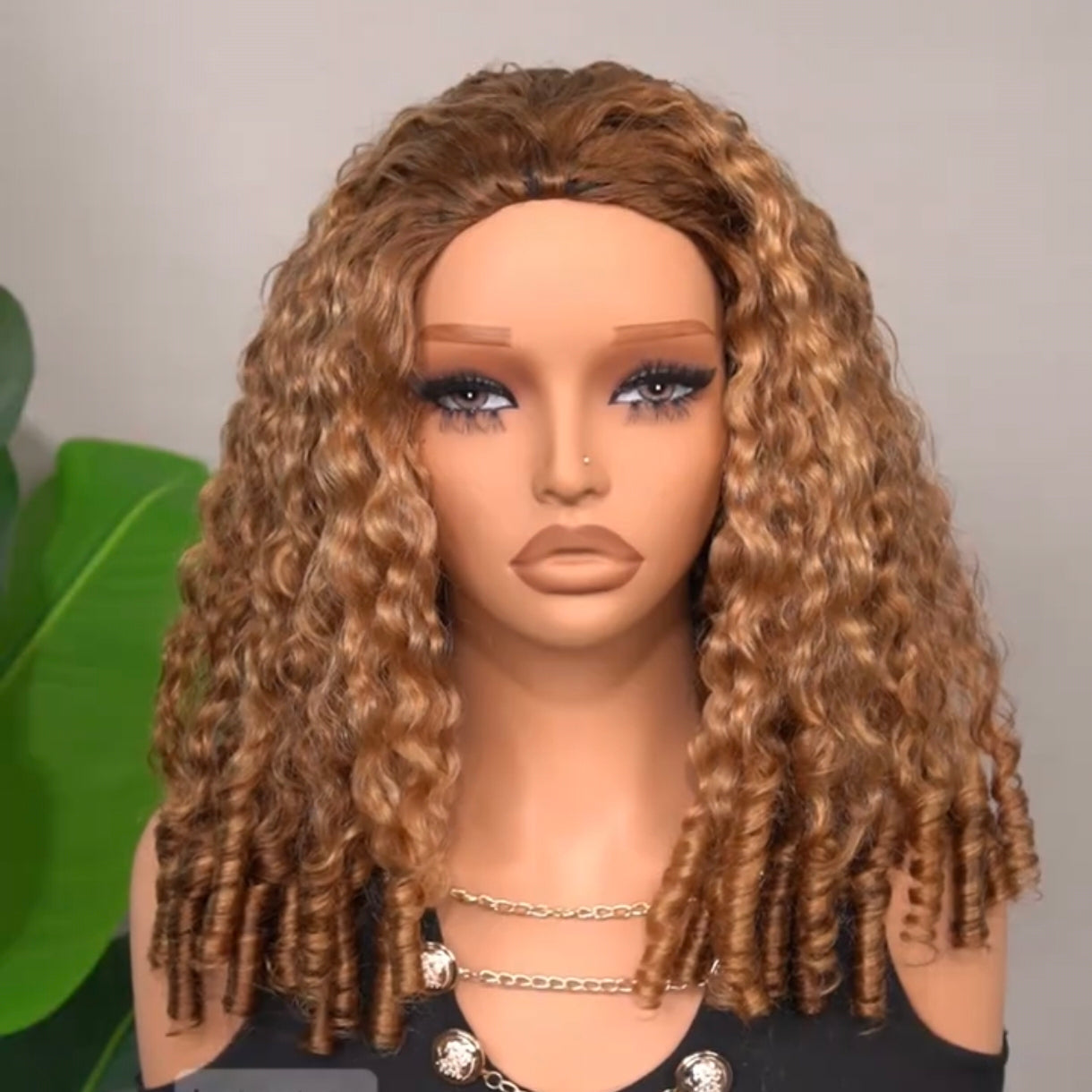 Half Wig Burmese Curly – Castanho Mel (#27)